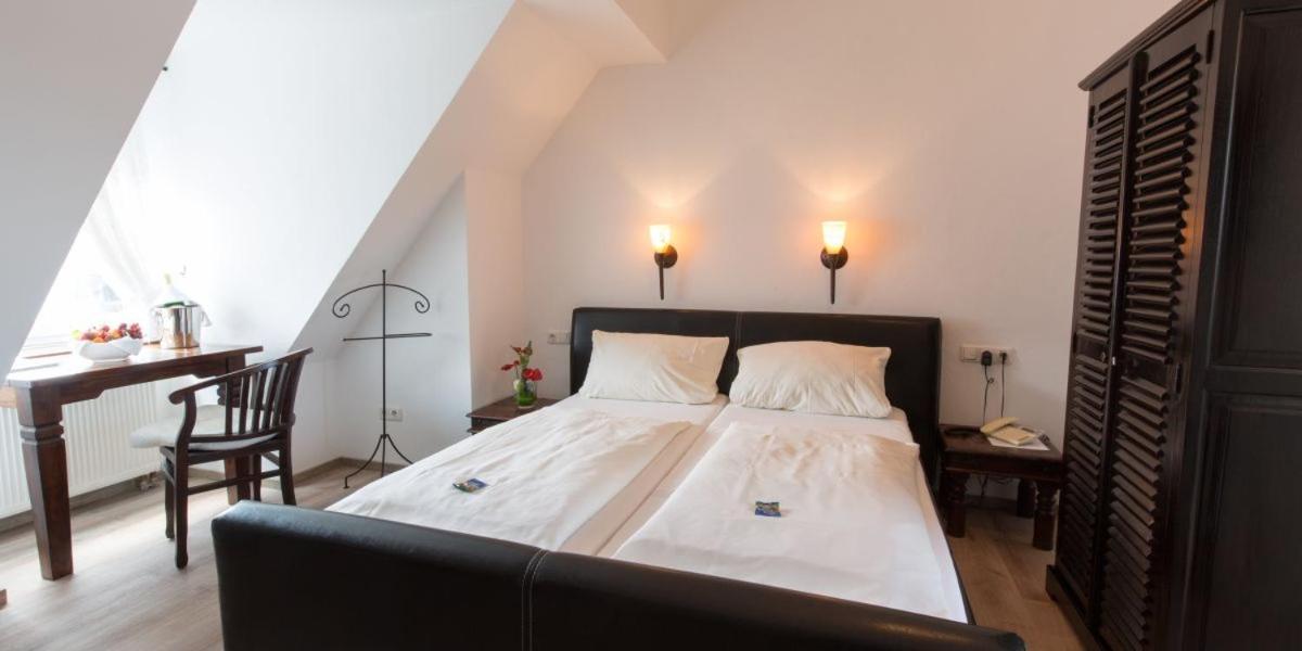Hotel Zur Roemerbruecke Neuwied Dış mekan fotoğraf