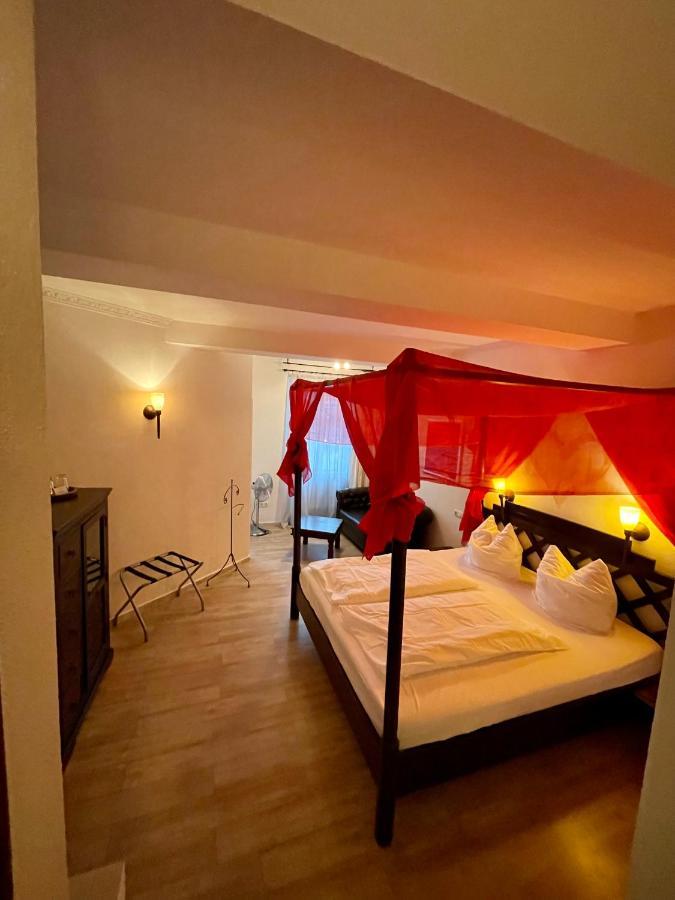 Hotel Zur Roemerbruecke Neuwied Dış mekan fotoğraf